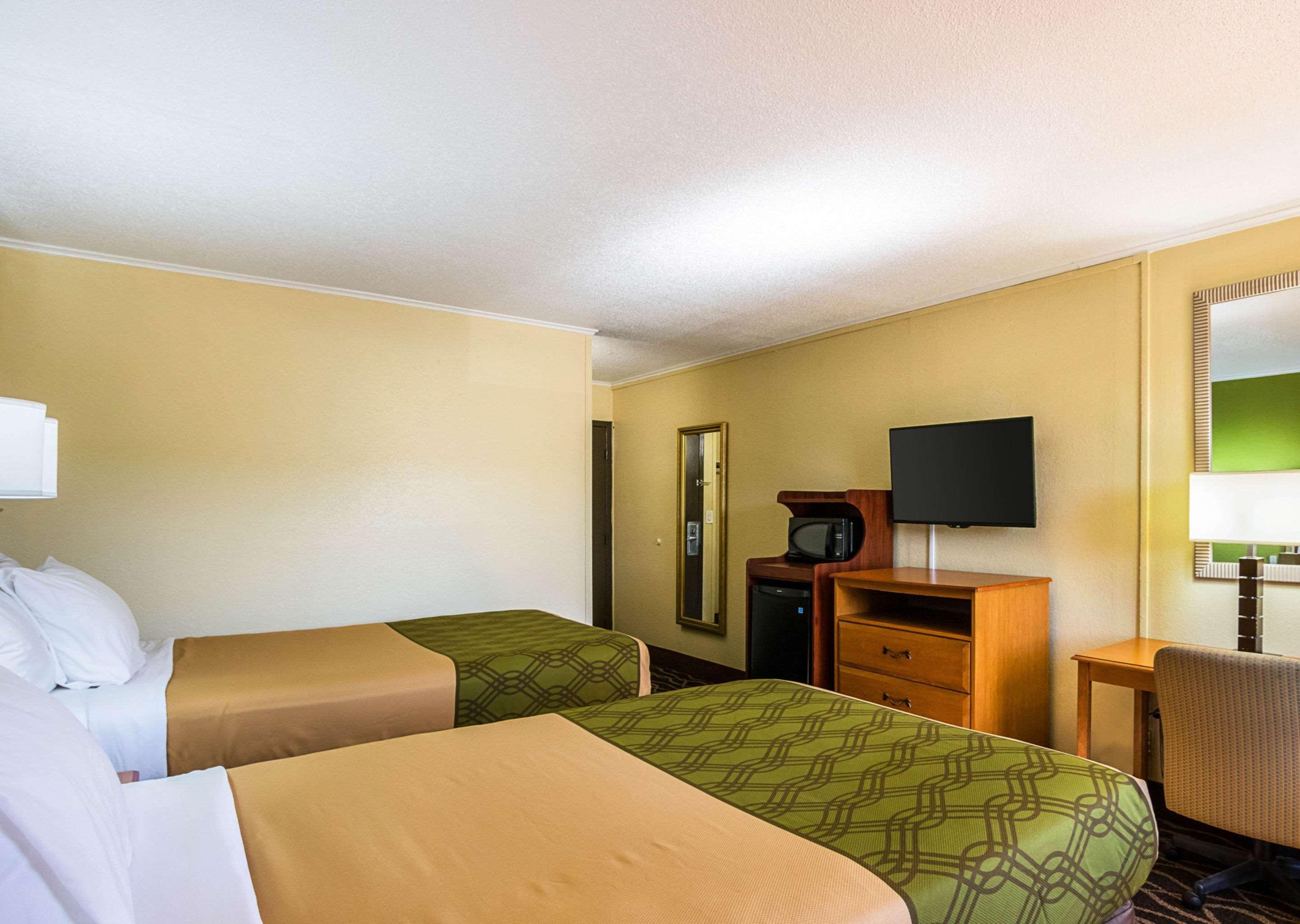 Econo Lodge Savannah Esterno foto
