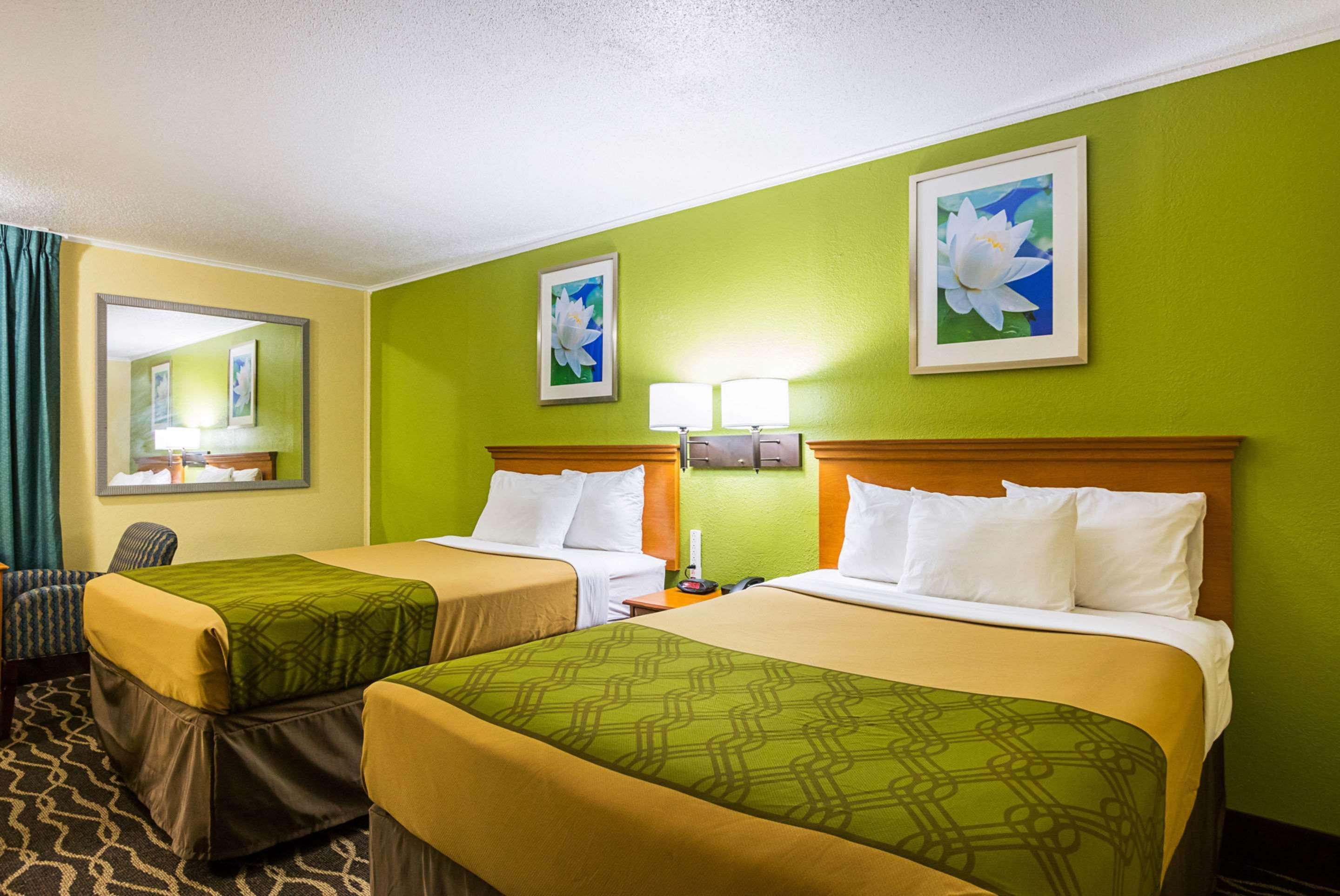 Econo Lodge Savannah Esterno foto