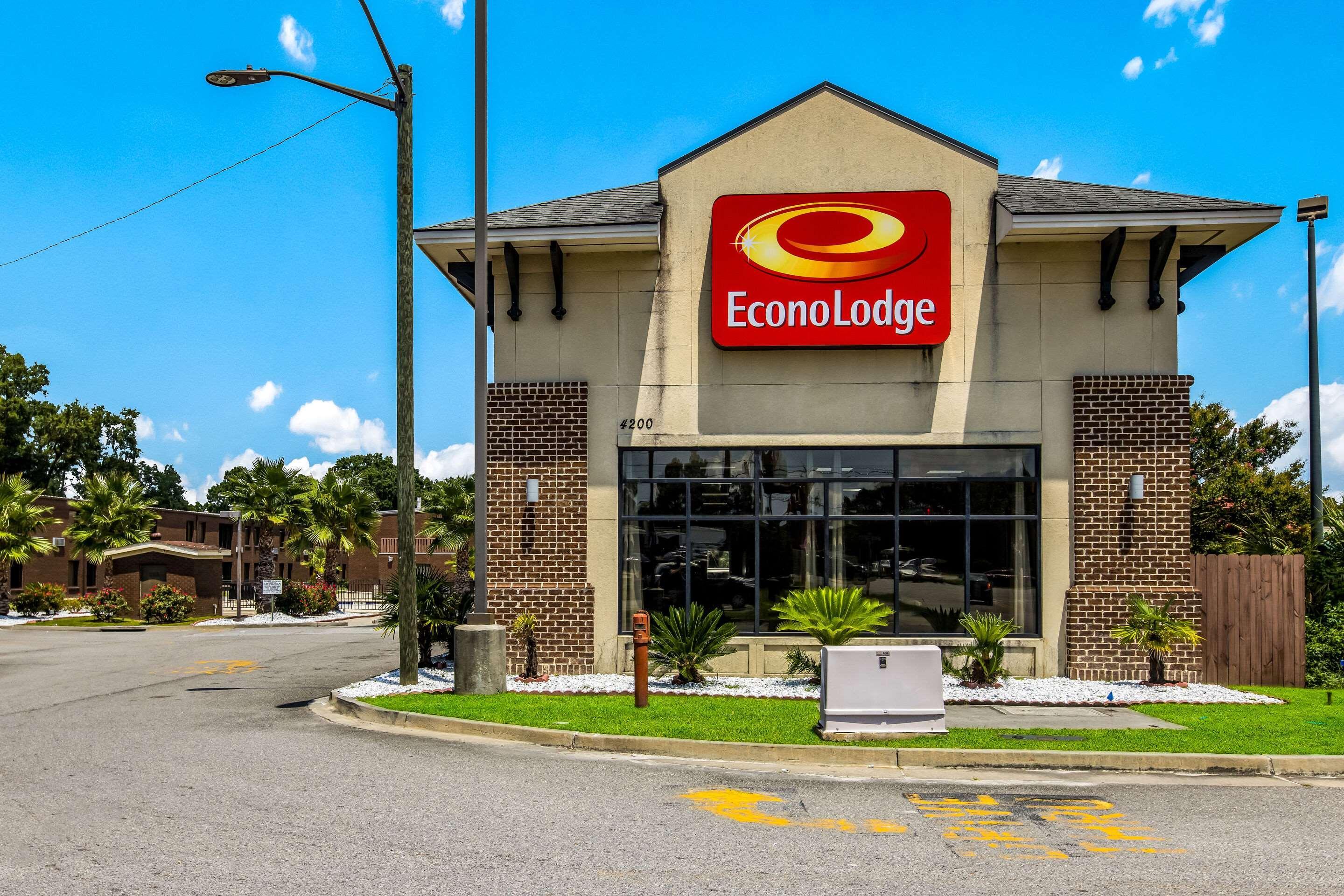 Econo Lodge Savannah Esterno foto