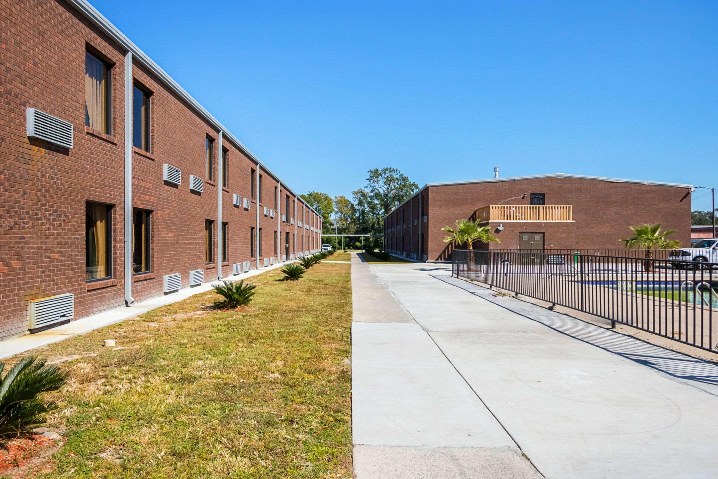 Econo Lodge Savannah Esterno foto