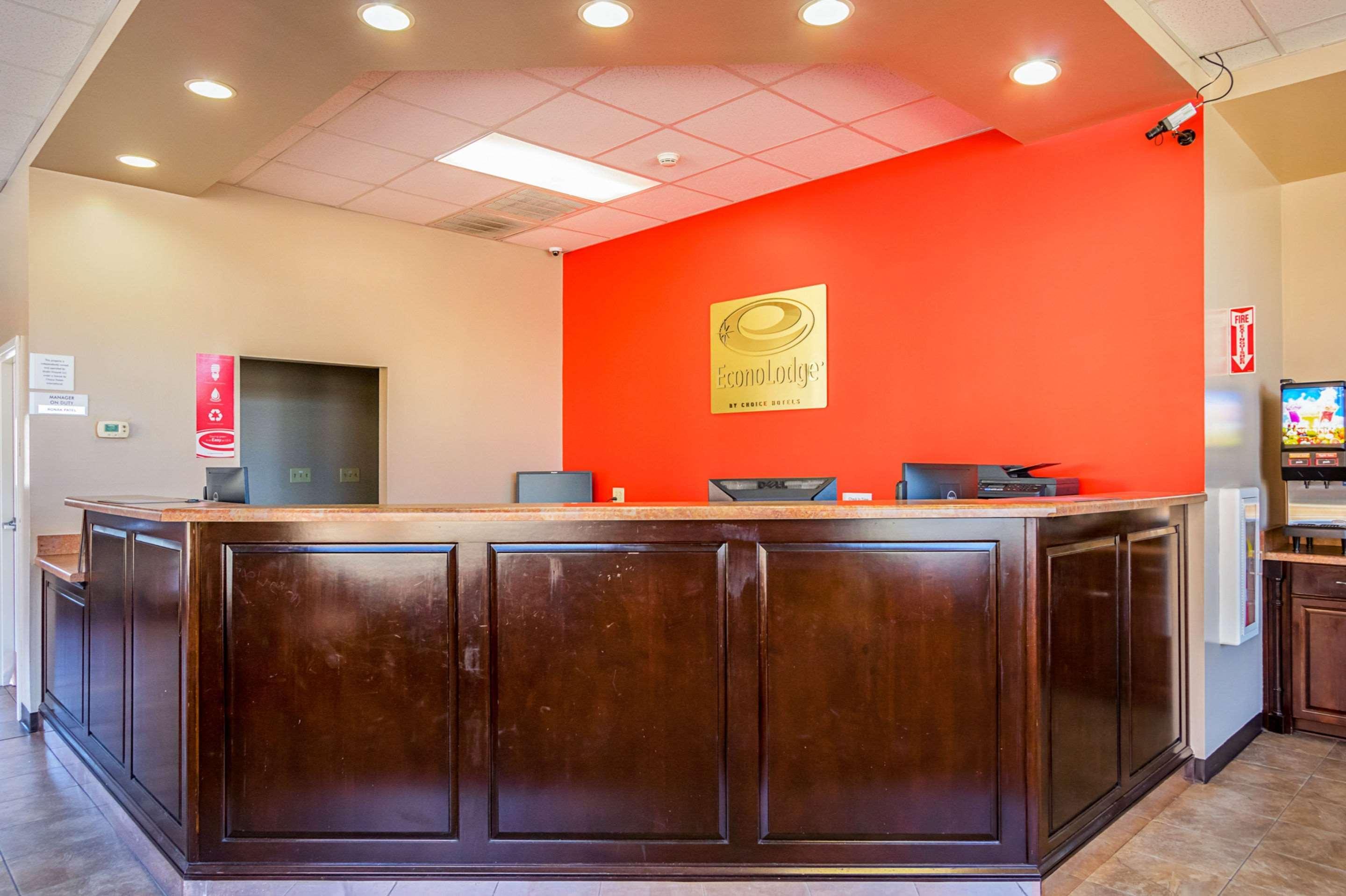 Econo Lodge Savannah Esterno foto